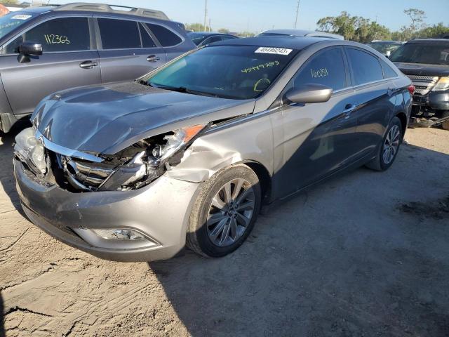 HYUNDAI SONATA SE 2013 z numerem VIN 5NPEC4AC9DH520882 - Zdjęcie z aukcji