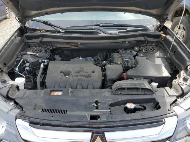 Photo 11 from auction – 2017 MITSUBISHI OUTLANDER with VIN JA4AZ2A33HZ058961