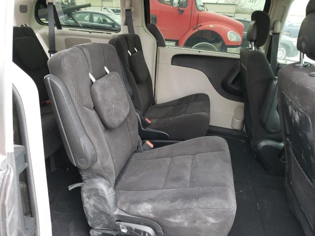 Photo 11 from auction – 2014 CHRYSLER TOWN & COU with VIN 2C4RC1BG0ER469309