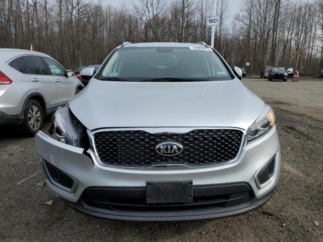 Photo 5 from auction – 2017 KIA SORENTO LX with VIN 5XYPGDA54HG328524