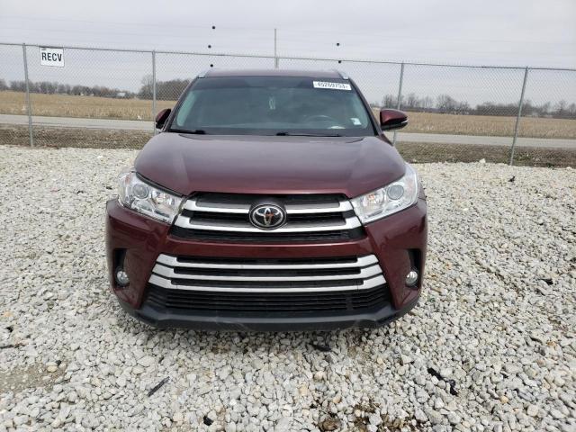 Photo 5 from auction – 2018 TOYOTA HIGHLANDER with VIN 5TDJZRFH6JS843145
