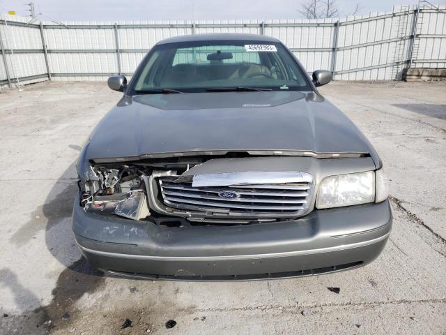 Photo 5 from auction – 1999 FORD CROWN VICT with VIN 2FAFP73W0XX185053