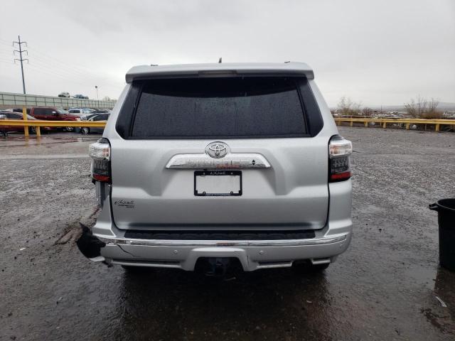 Photo 6 from auction – 2018 TOYOTA 4RUNNER SR with VIN JTEBU5JR9J5582753