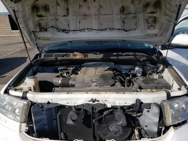 Photo 11 from auction – 2014 TOYOTA SEQUOIA SR with VIN 5TDZY5G15ES053437