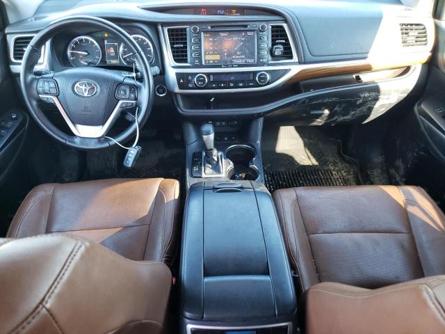 Photo 8 from auction – 2018 TOYOTA HIGHLANDER with VIN 5TDDZRFH5JS001006