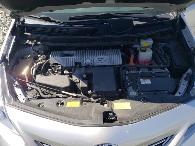 Photo 11 from auction – 2013 TOYOTA PRIUS V with VIN JTDZN3EUXD3229389