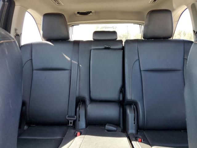 Photo 10 from auction – 2017 TOYOTA HIGHLANDER with VIN 5TDKZRFHXHS196182