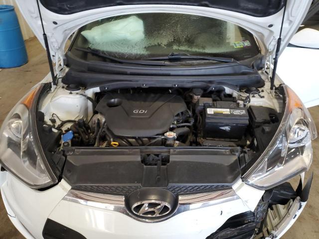 Photo 11 from auction – 2016 HYUNDAI VELOSTER with VIN KMHTC6AD8GU282525