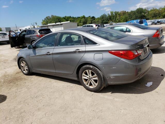 Photo 2 from auction – 2013 HYUNDAI SONATA GLS with VIN 5NPEB4AC8DH681646