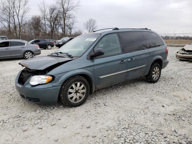 Photo 1 from auction – 2005 CHRYSLER TOWN & COU with VIN 2C8GP54L85R326989