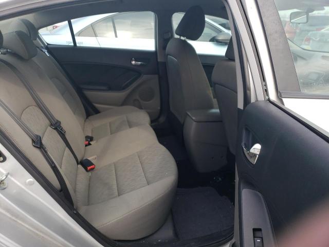 Photo 10 from auction – 2016 KIA FORTE LX with VIN KNAFK4A64G5572956