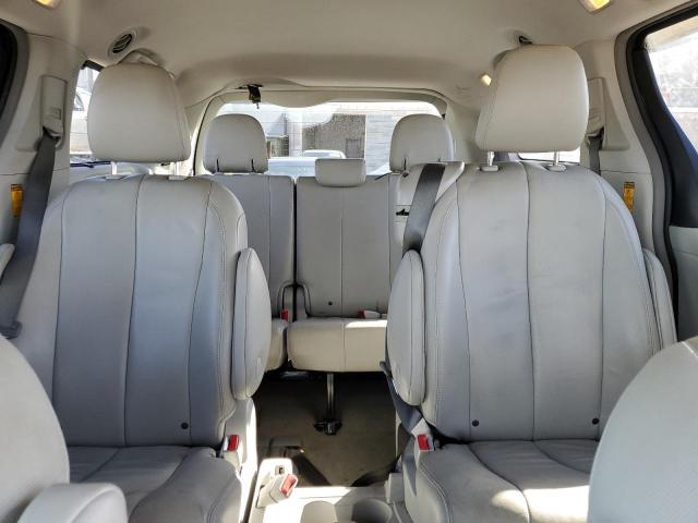 Photo 10 from auction – 2014 TOYOTA SIENNA XLE with VIN 5TDYK3DC2ES420818