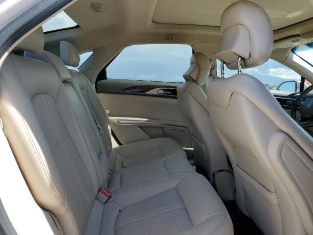 Photo 10 from auction – 2016 LINCOLN MKZ with VIN 3LN6L2GK7GR625313