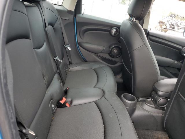 Photo 10 from auction – 2016 MINI COOPER with VIN WMWXU1C5XG2D09490