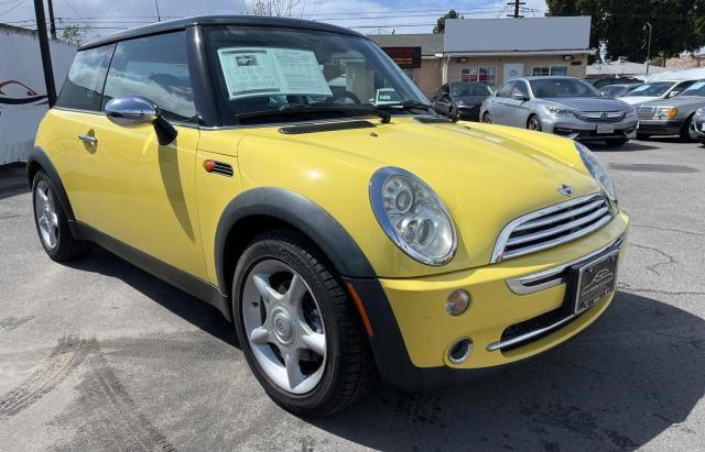 MINI COOPER 2005 with VIN WMWRC33425TJ65338 - Photo from auction