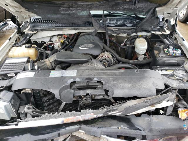 Photo 11 from auction – 2004 CHEVROLET SILVERADO with VIN 2GCEC19V941110265