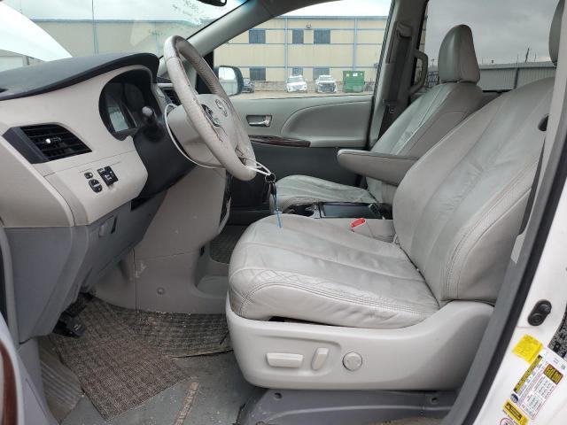 Photo 7 from auction – 2011 TOYOTA SIENNA XLE with VIN 5TDYK3DC6BS156241