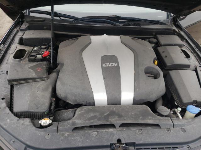 Photo 11 from auction – 2014 HYUNDAI GENESIS 3. with VIN KMHGC4DD8EU259681