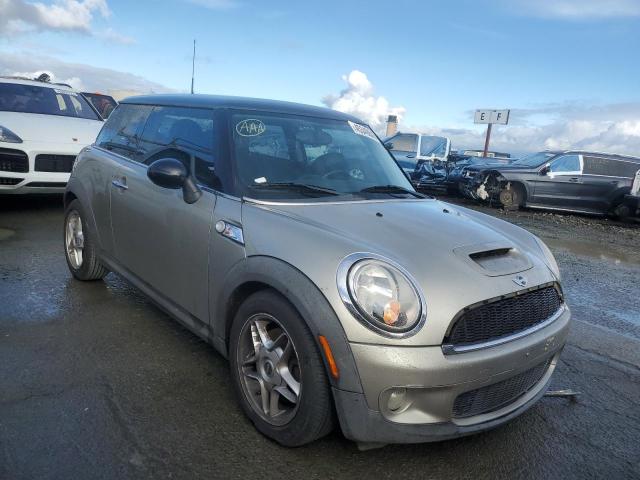 Photo 4 from auction – 2009 MINI COOPER S with VIN WMWMF735X9TT98455