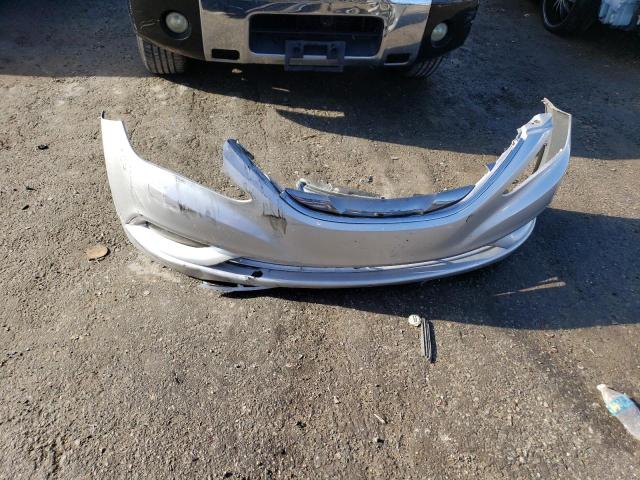 Photo 12 from auction – 2012 HYUNDAI SONATA SE with VIN 5NPEC4AC2CH327164