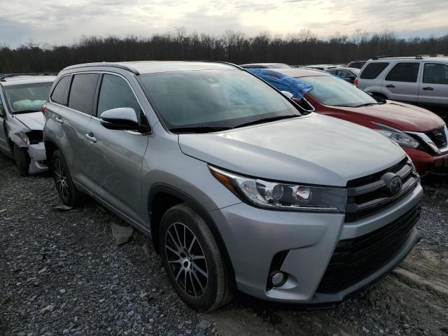 Photo 4 from auction – 2017 TOYOTA HIGHLANDER with VIN 5TDJZRFHXHS409739