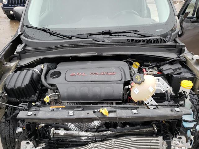 Photo 11 from auction – 2016 JEEP RENEGADE L with VIN ZACCJBBT6GPD00501