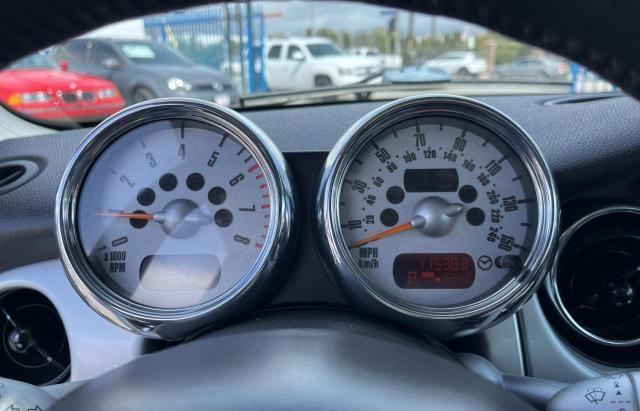 Photo 8 from auction – 2005 MINI COOPER with VIN WMWRC33425TJ65338