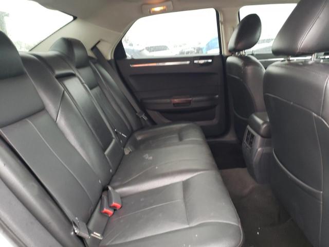 Photo 10 from auction – 2009 CHRYSLER 300 LIMITE with VIN 2C3KA33V99H640008