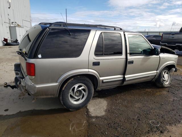 Photo 3 from auction – 2001 CHEVROLET BLAZER with VIN 1GNDT13W812148036
