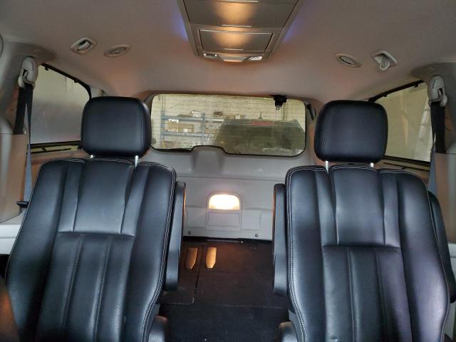 Photo 10 from auction – 2012 CHRYSLER TOWN & COU with VIN 2C4RC1CGXCR124655
