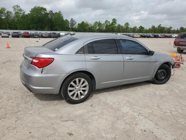 Photo 3 from auction – 2013 CHRYSLER 200 LIMITE with VIN 1C3CCBCGXDN556127
