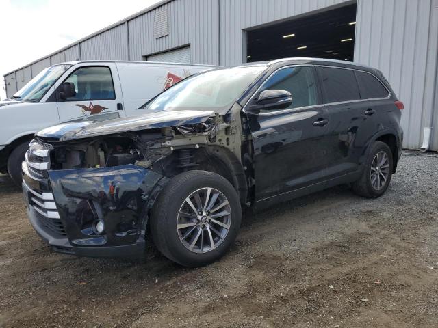 TOYOTA HIGHLANDER 2019 with VIN 5TDJZRFH0KS565425 - Photo from auction