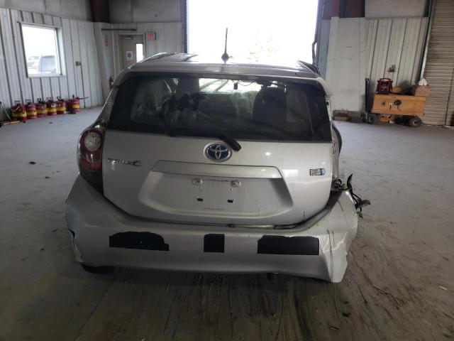 Photo 6 from auction – 2014 TOYOTA PRIUS C with VIN JTDKDTB38E1072376