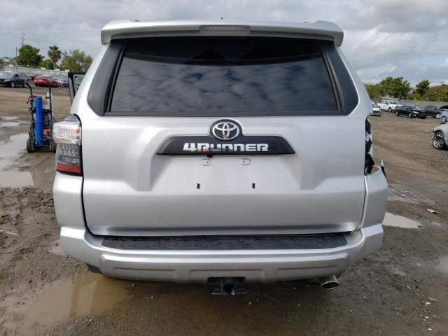 Photo 6 from auction – 2022 TOYOTA 4RUNNER SR with VIN JTERU5JR2N6035614