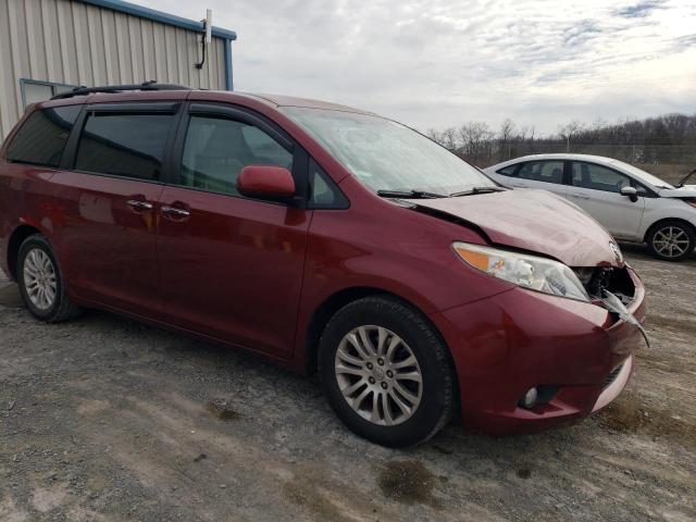 Photo 4 from auction – 2011 TOYOTA SIENNA XLE with VIN 5TDYK3DC8BS148867