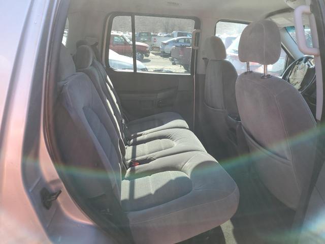 Photo 10 from auction – 2005 FORD EXPLORER X with VIN 1FMZU73E65UB86361