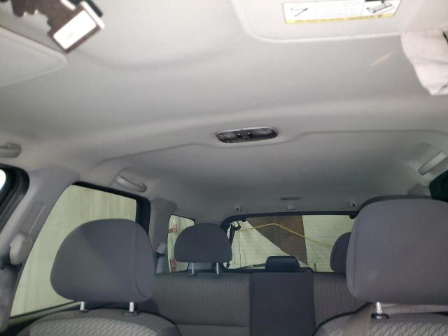 Photo 10 from auction – 2004 FORD ESCAPE XLT with VIN 1FMYU03144KA72417