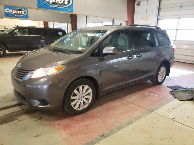 TOYOTA SIENNA LE 2017 with VIN 5TDJZ3DC3HS152914 - Photo from auction