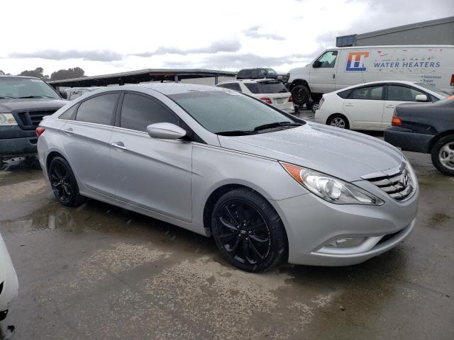 Photo 4 from auction – 2011 HYUNDAI SONATA SE with VIN 5NPEC4AC7BH004680