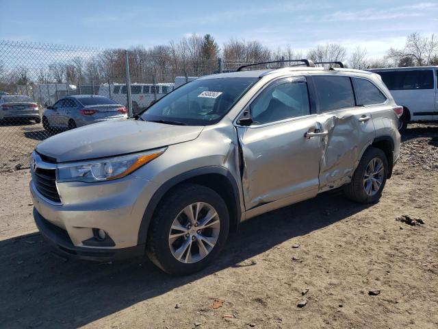 TOYOTA HIGHLANDER 2015 z numerem VIN 5TDJKRFH1FS133128 - Zdjęcie z aukcji