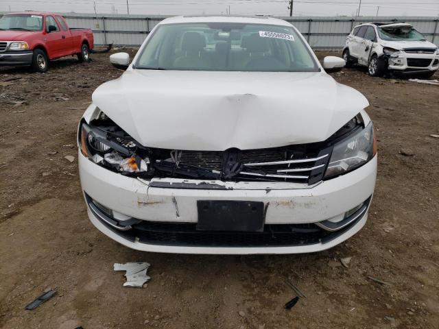 Photo 5 from auction – 2015 VOLKSWAGEN PASSAT SEL with VIN 1VWCT7A31FC035592