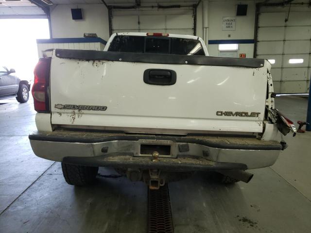 Photo 6 from auction – 2005 CHEVROLET SILVERADO with VIN 1GCHK29U45E162447