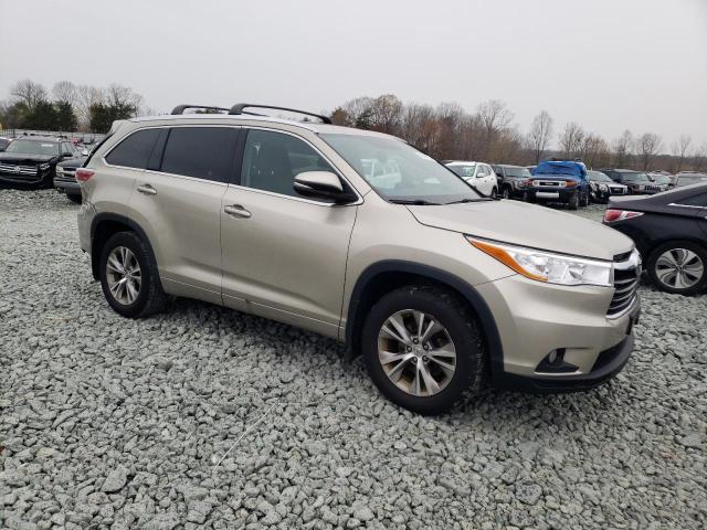 Photo 4 from auction – 2015 TOYOTA HIGHLANDER with VIN 5TDJKRFHXFS081997