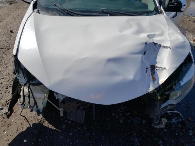 Photo 11 from auction – 2014 TOYOTA COROLLA L with VIN 5YFBURHE4EP132273