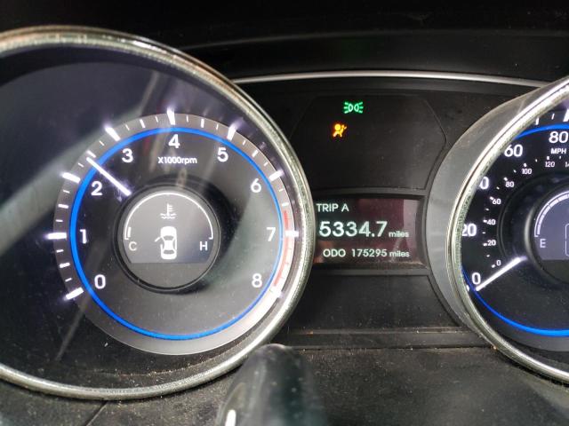 Photo 9 from auction – 2011 HYUNDAI SONATA SE with VIN 5NPEC4AC9BH198659