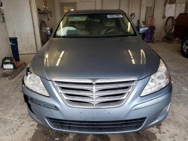 Photo 5 from auction – 2010 HYUNDAI GENESIS 4. with VIN KMHGC4DF7AU086148