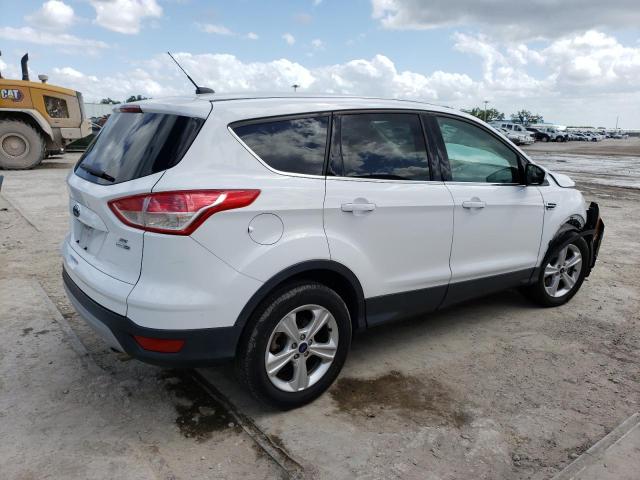 Photo 3 from auction – 2016 FORD ESCAPE SE with VIN 1FMCU9GX1GUB00616