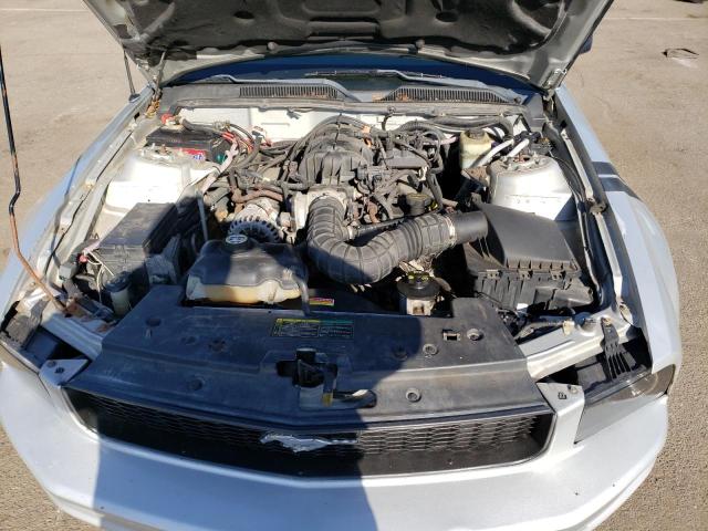 Photo 11 from auction – 2005 FORD MUSTANG with VIN 1ZVFT80N855137674