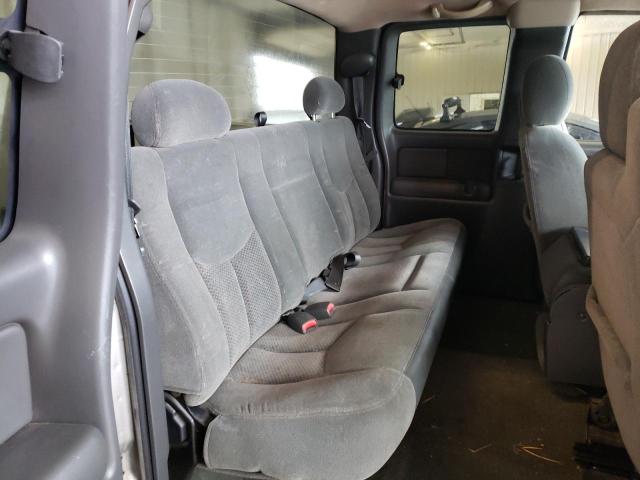 Photo 10 from auction – 2004 CHEVROLET SILVERADO with VIN 2GCEC19TX41227240