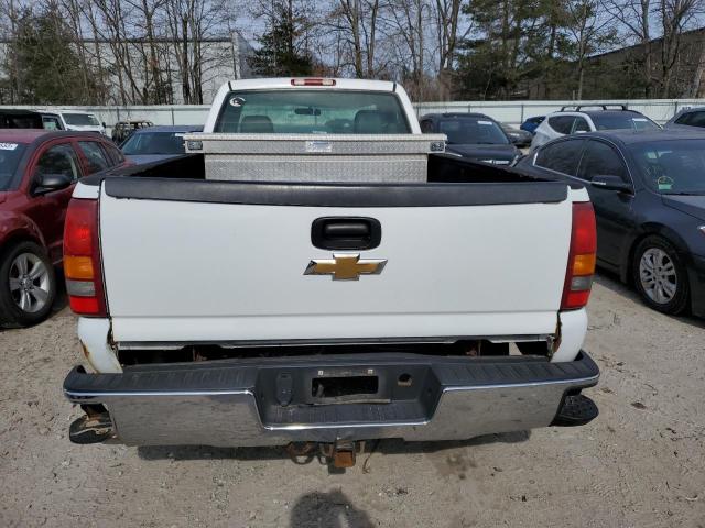 Photo 6 from auction – 2005 CHEVROLET SILVERADO with VIN 1GCHC24UX5E258927